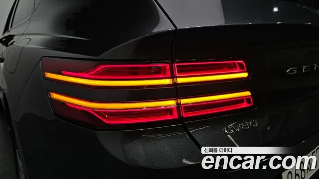 Genesis GV80 — Фото автомобиля 8