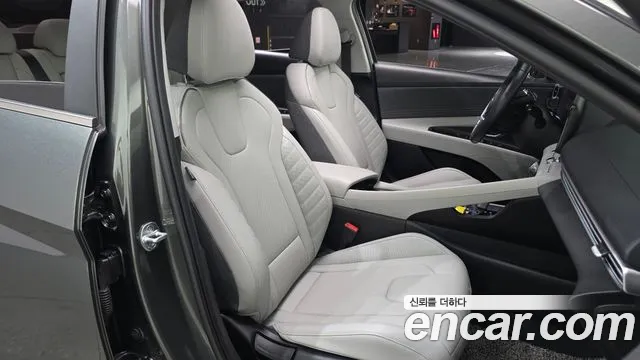 Hyundai AVANTE Avante (CN7) — Фото автомобиля 22