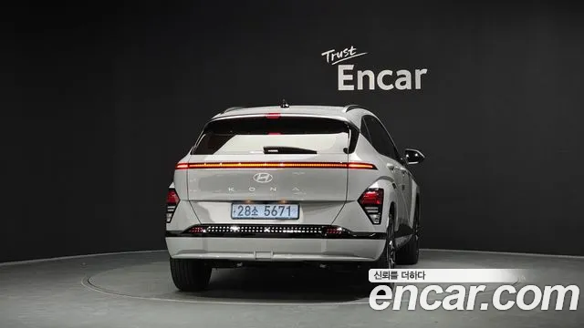 Hyundai Kona — Фото автомобиля 3