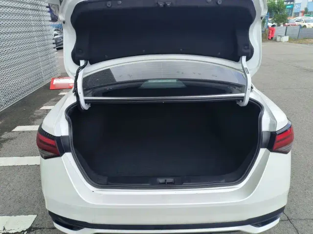 Nissan Sylphy — Фото автомобиля 18