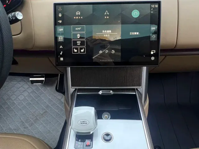 Land Rover Range Rover — Фото автомобиля 13