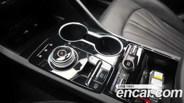 Kia K5 Signature — Фото автомобиля 9