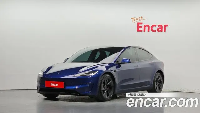 Фотография автомобиля — Tesla Model 3