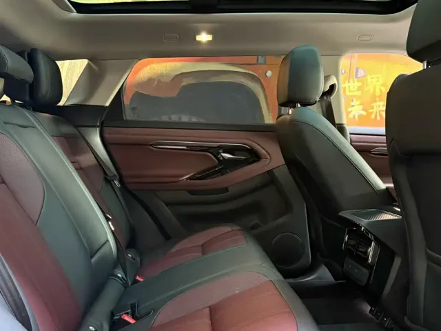 Land Rover Range Rover Evoque — Фото автомобиля 9