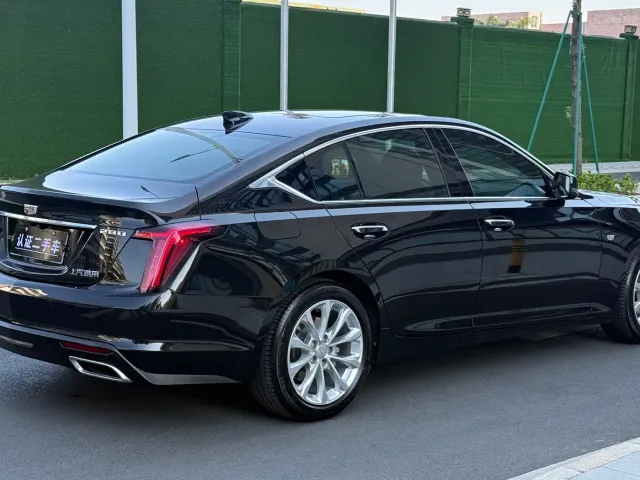 Cadillac CT5 — Фото автомобиля 5