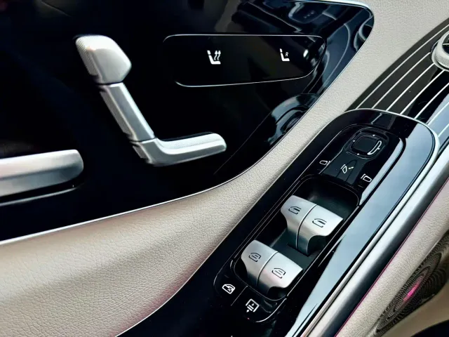 Mercedes-Benz S-Class — Фото автомобиля 9