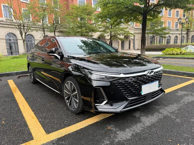 Chery Arrizo 8 — Фото автомобиля 3