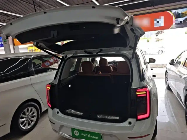 GAC Trumpchi Xiangwang S9 — Фото автомобиля 18