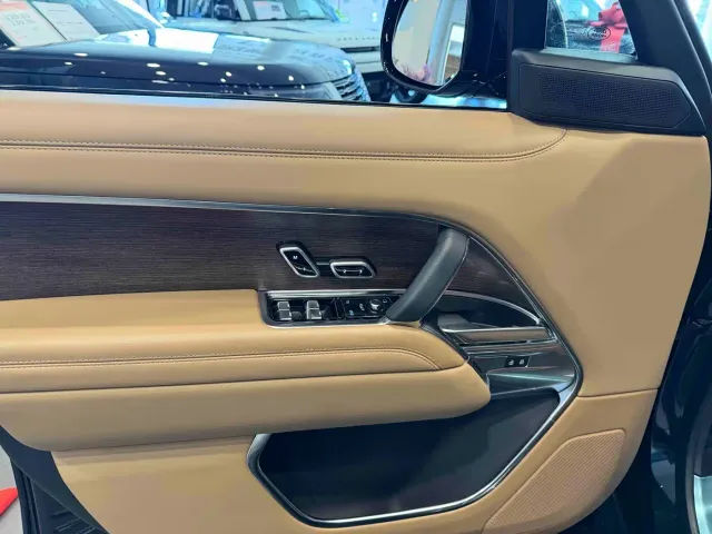Land Rover Range Rover — Фото автомобиля 5