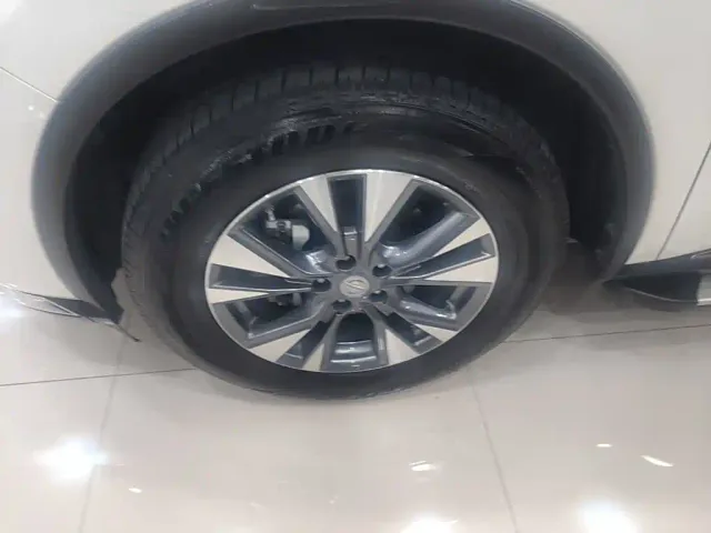 Nissan Murano — Фото автомобиля 22