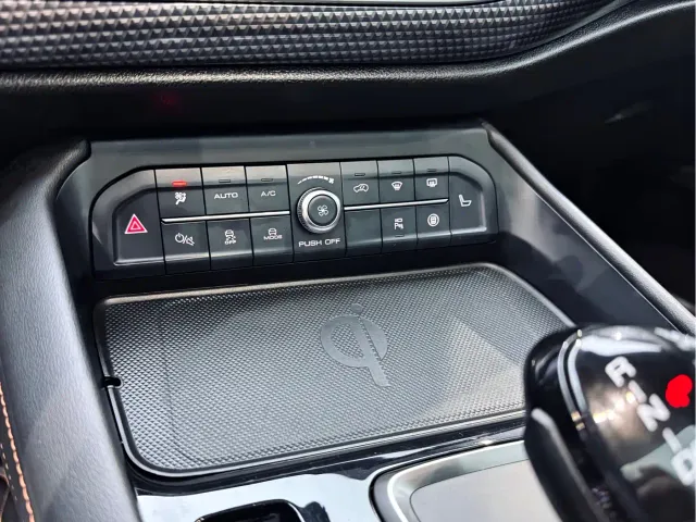 Haval F7 — Фото автомобиля 15