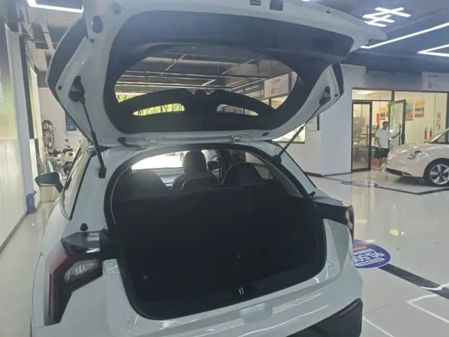 Geely Geometry E Firefly — Фото автомобиля 14
