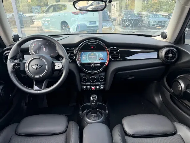 MINI MINI 2022 2.0T COOPER S The Coopers Commemorative Edition — Фото автомобиля 5