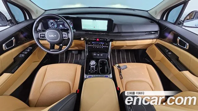 Kia Canival — Фото автомобиля 7