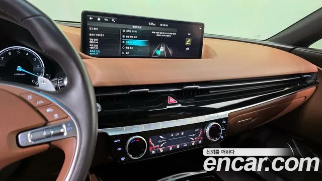 Genesis G80 Бензин 2.5 турбо AWD — Фото автомобиля 14