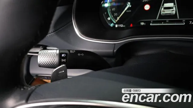 Genesis GV80 2.5T Бензин AWD — Фото автомобиля 29