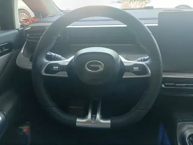 GAC Trumpchi E8 — Фото автомобиля 15