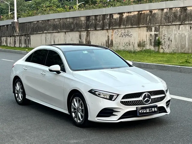 Mercedes-Benz A-Class — Фото автомобиля 2