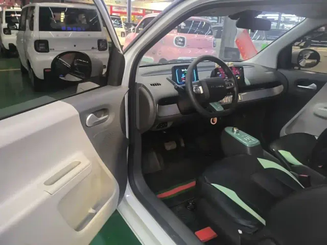 Changan Lumin — Фото автомобиля 15