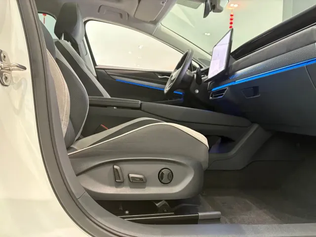 Volkswagen ID.7 Vizzion — Фото автомобиля 18