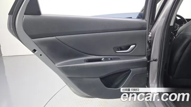 Hyundai Avante CN7 — Фото автомобиля 14