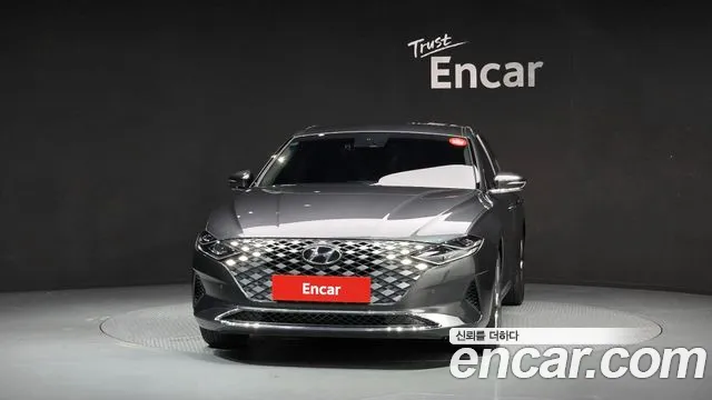 Hyundai Grandeur Новый Grandeur IG — Фото автомобиля 3