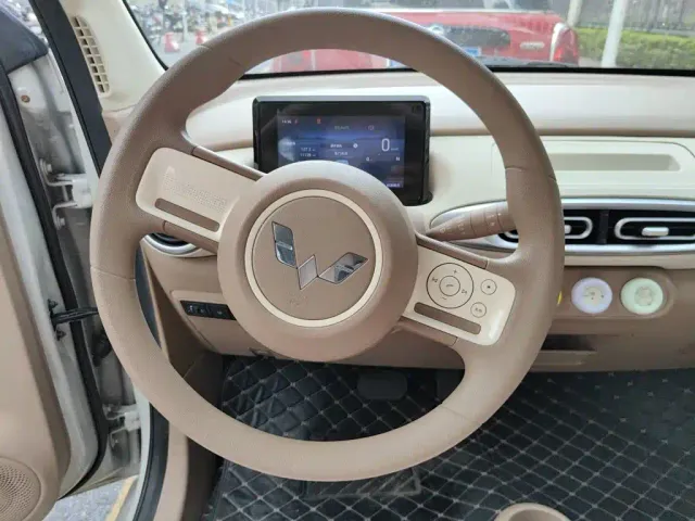 Wuling Hongguang Mini EV — Фото автомобиля 6