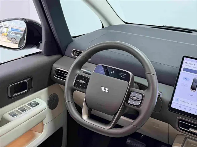 Li Auto MEGA — Фото автомобиля 10