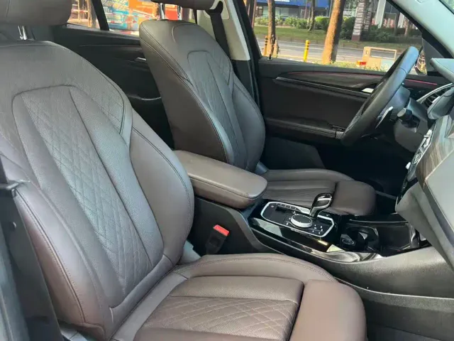 BMW X3 — Фото автомобиля 8