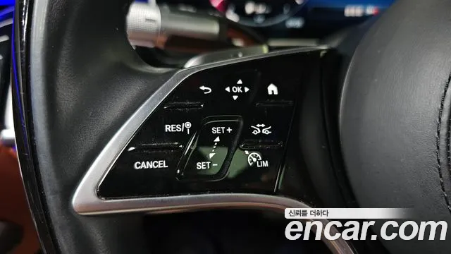 Mercedes-Benz S-Class — Фото автомобиля 24