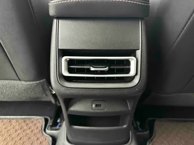 Changan Eado — Фото автомобиля 13