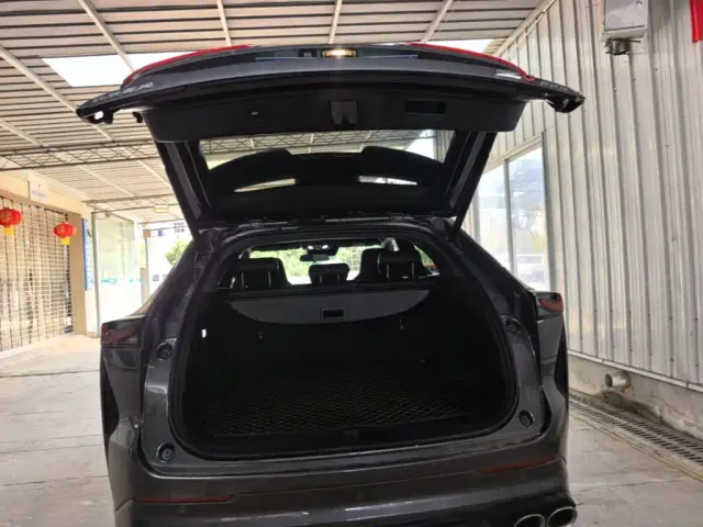 Changan Z6 — Фото автомобиля 18
