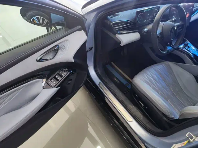 BYD Seal — Фото автомобиля 11