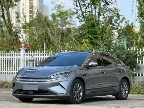 Фотография автомобиля — BYD Qin L