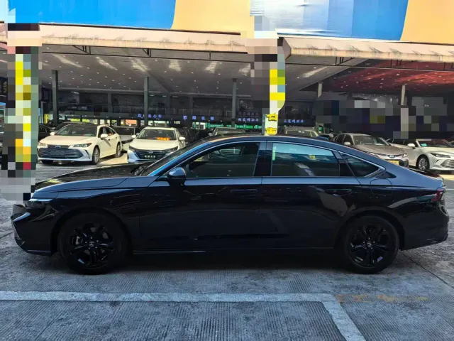 Honda Accord — Фото автомобиля 5