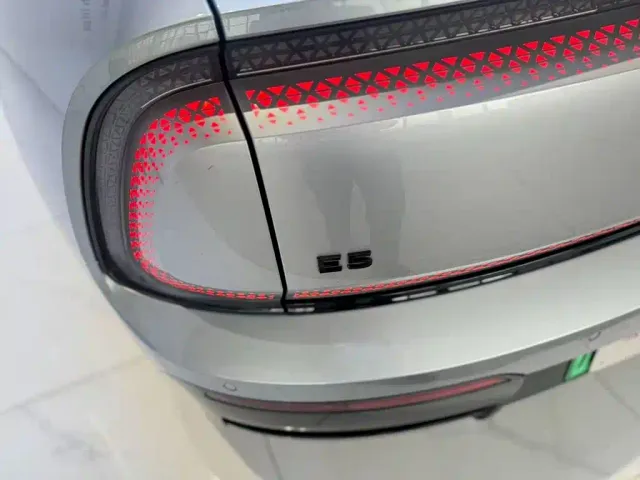 Audi Audi E5 Sportback 2025 300kw 2WD — Фото автомобиля 11