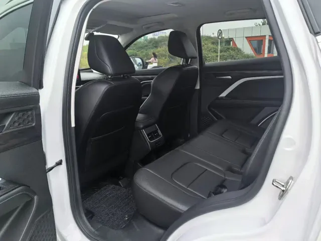 Haval H6 — Фото автомобиля 6