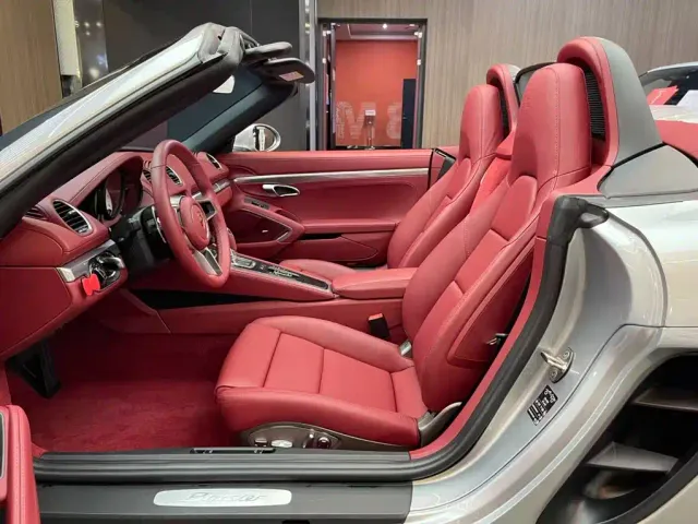 Porsche 718 — Фото автомобиля 4