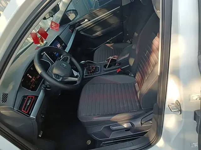 Volkswagen Lavida — Фото автомобиля 14