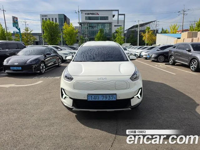 Фотография автомобиля — Kia Niro