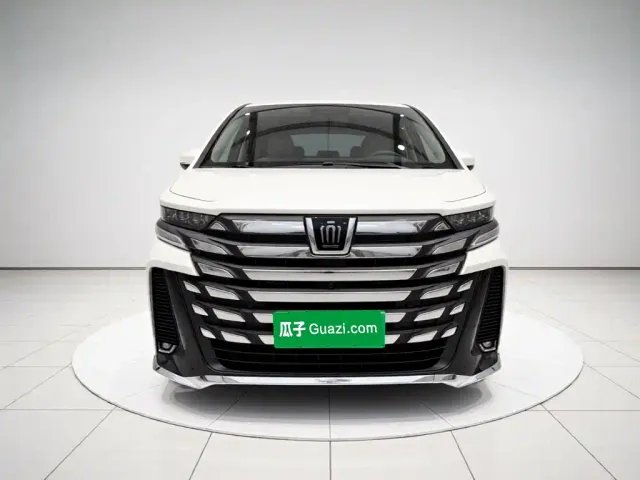 Toyota Vellfire — Фото автомобиля 22