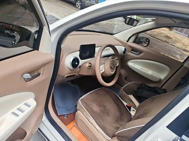 Wuling Hongguang Mini EV — Фото автомобиля 15