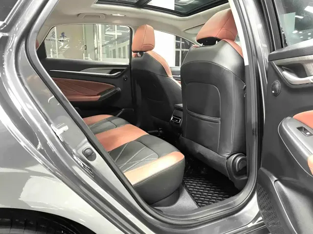 Changan Eado — Фото автомобиля 12