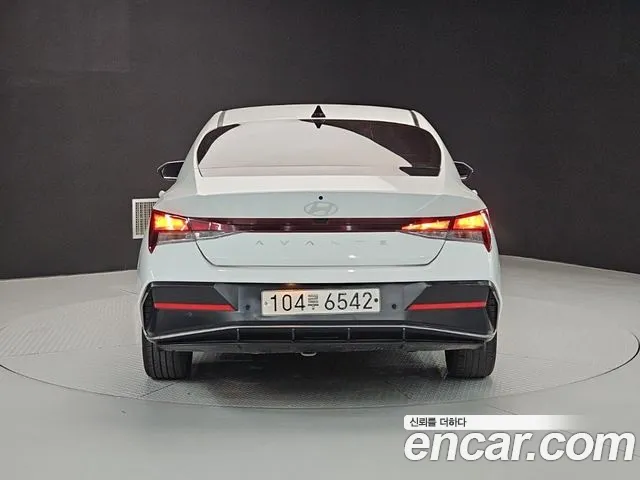 Hyundai AVANTE Новый Avante (CN7) — Фото автомобиля 3
