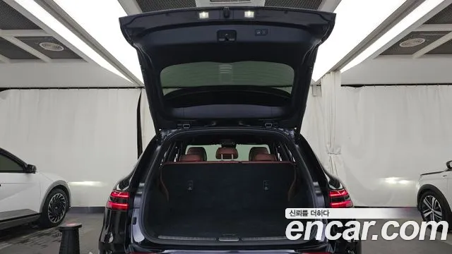 Genesis GV70 2.5T Бензин 2WD — Фото автомобиля 20
