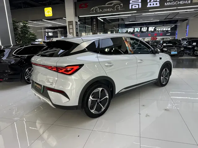 BYD Yuan PLUS — Фото автомобиля 20