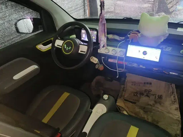 Wuling Hongguang Mini EV — Фото автомобиля 10