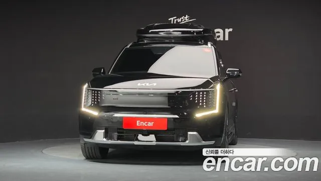 Kia EV9 — Фото автомобиля 3