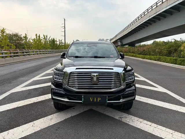 Tank Tank 500 EV 2024 Hi4-T — Фото автомобиля 2