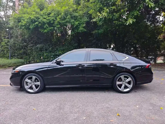 Honda Accord — Фото автомобиля 14